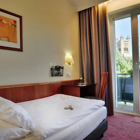 Hotel Trip Esplanade, Dusseldorf