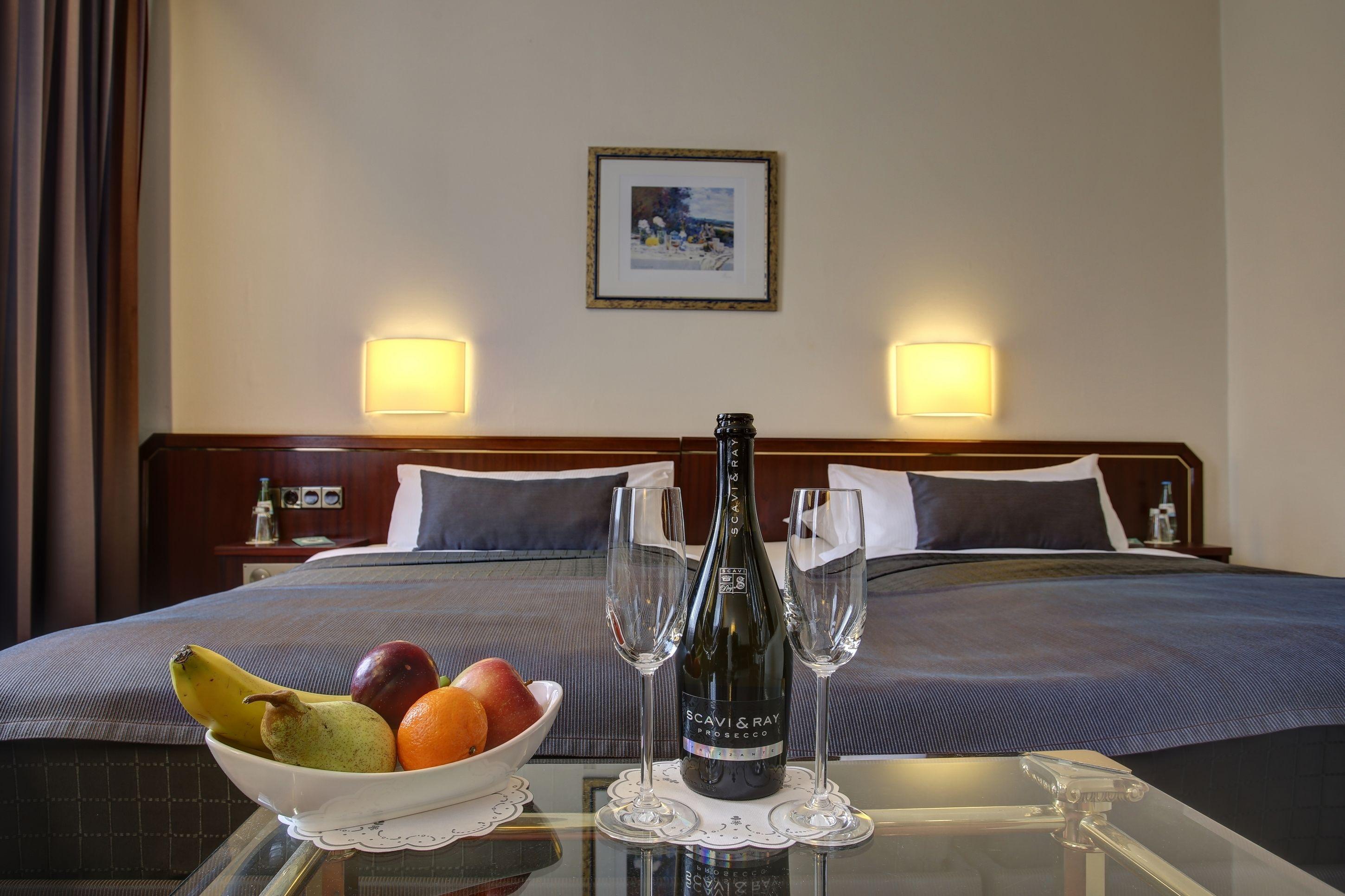 Trip Esplanade Hotel 4*