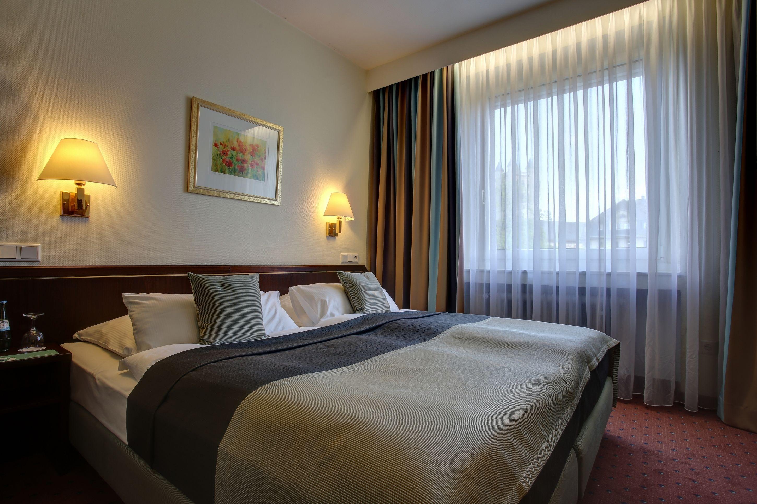 Hotel Trip Esplanade 4*