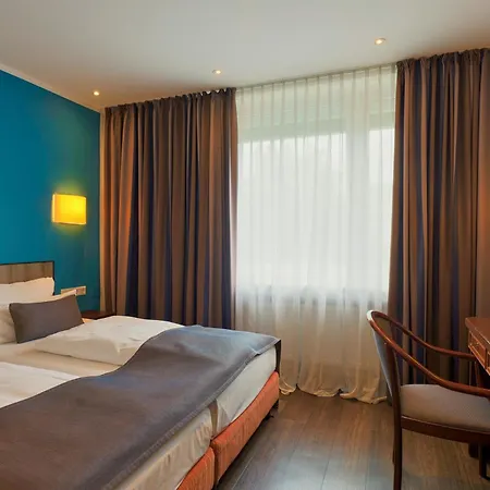 Trip Esplanade, 4* Düsseldorf