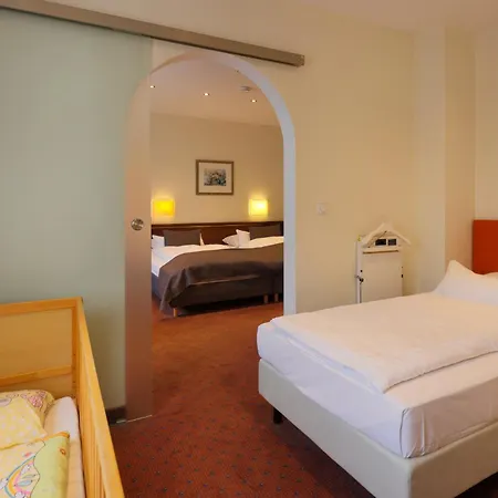 Trip Esplanade, Hotel 4*