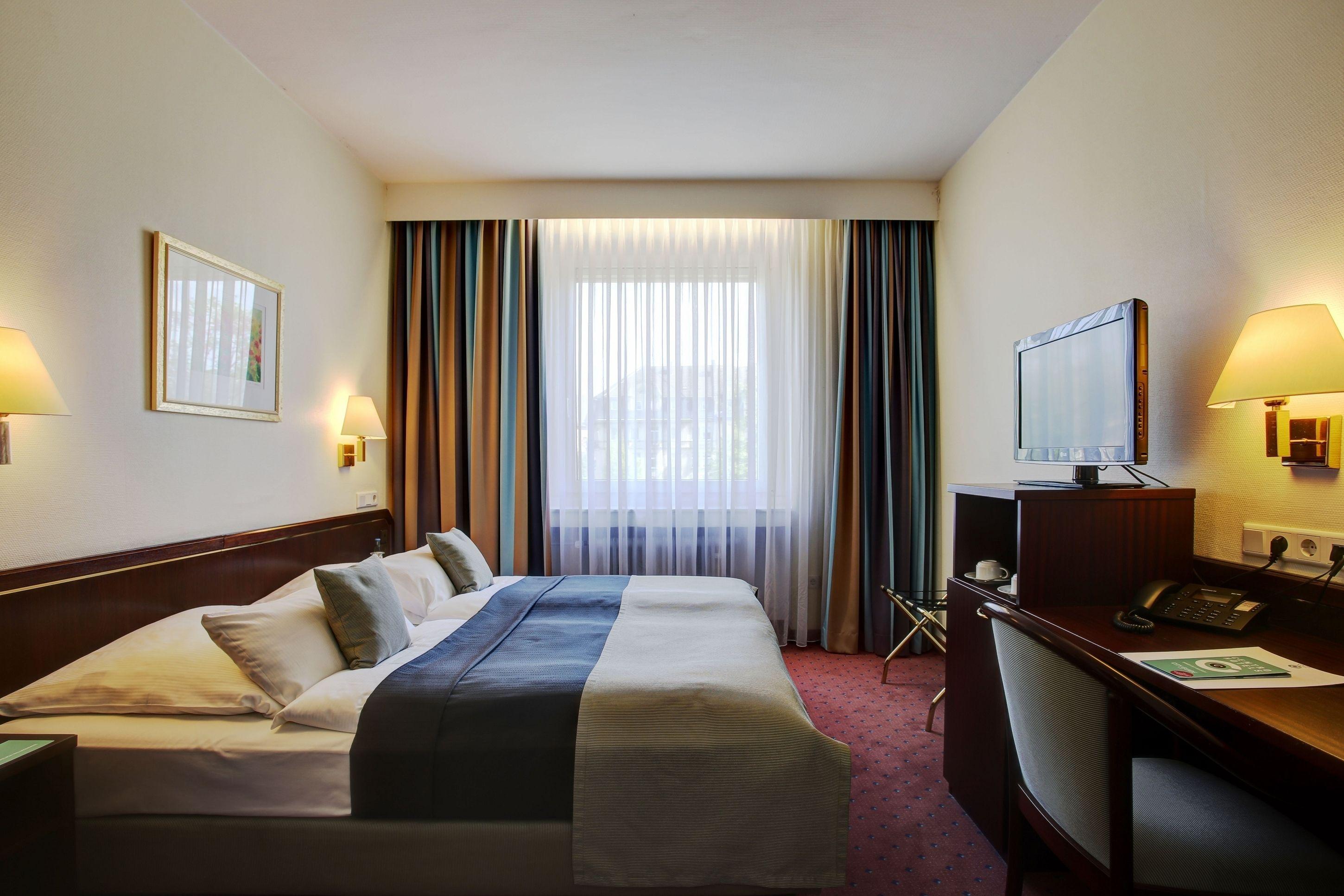 Trip Esplanade, 4* Düsseldorf